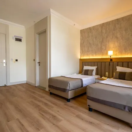 Demanor Adult Only *