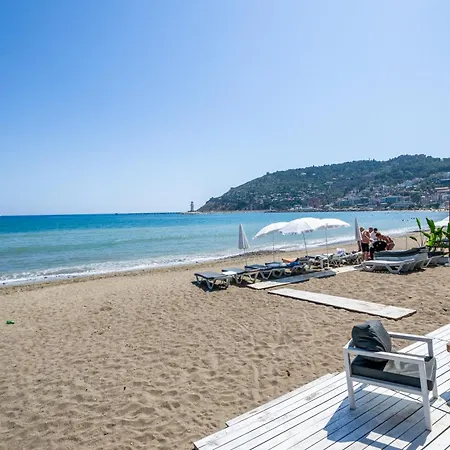 Demanor Adult Only Alanya