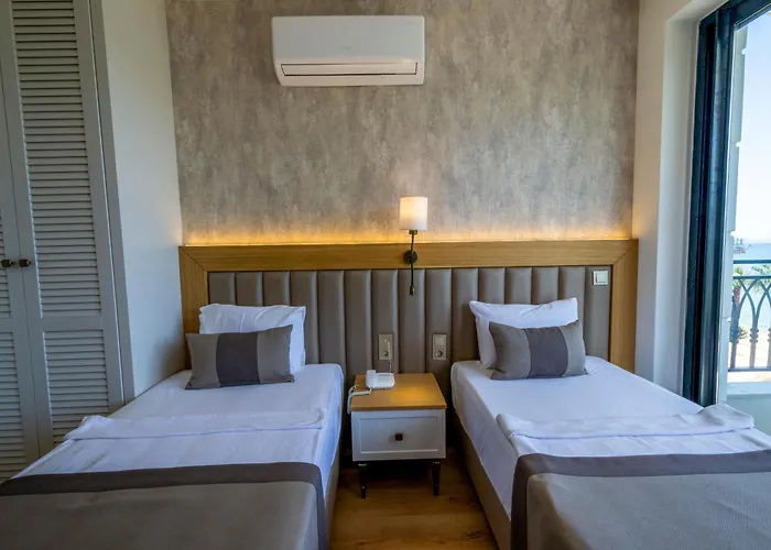 Demanor Adult Only Hotel *