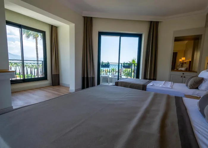 Hotel Demanor Adult Only *
